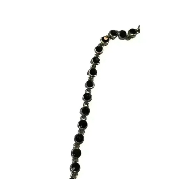 Black Glass beaded and silvertone necklace - Picture 3 of 5
